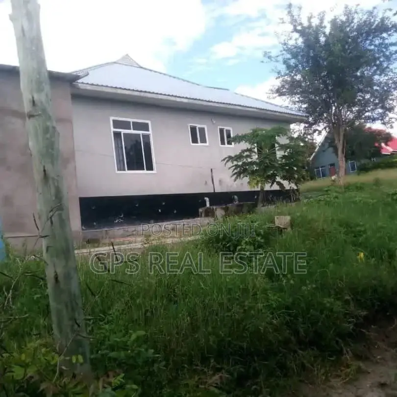 3bdrm House in Kiluvya for sale