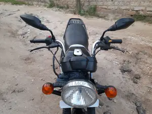 TVS HLX 125 2022 Black
