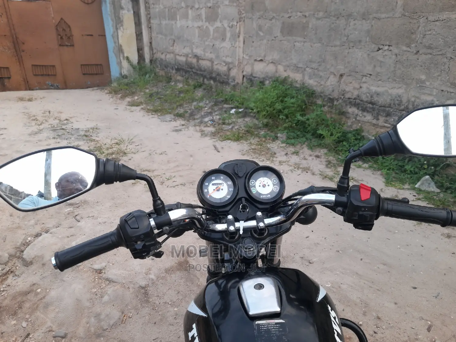TVS HLX 125 2022 Black