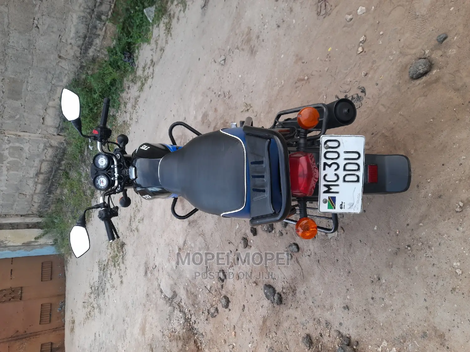 TVS HLX 125 2022 Black