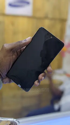 New Sharp Aquos sense5G 128 GB