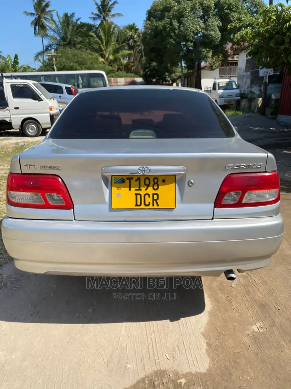 Toyota Carina 2000 Silver