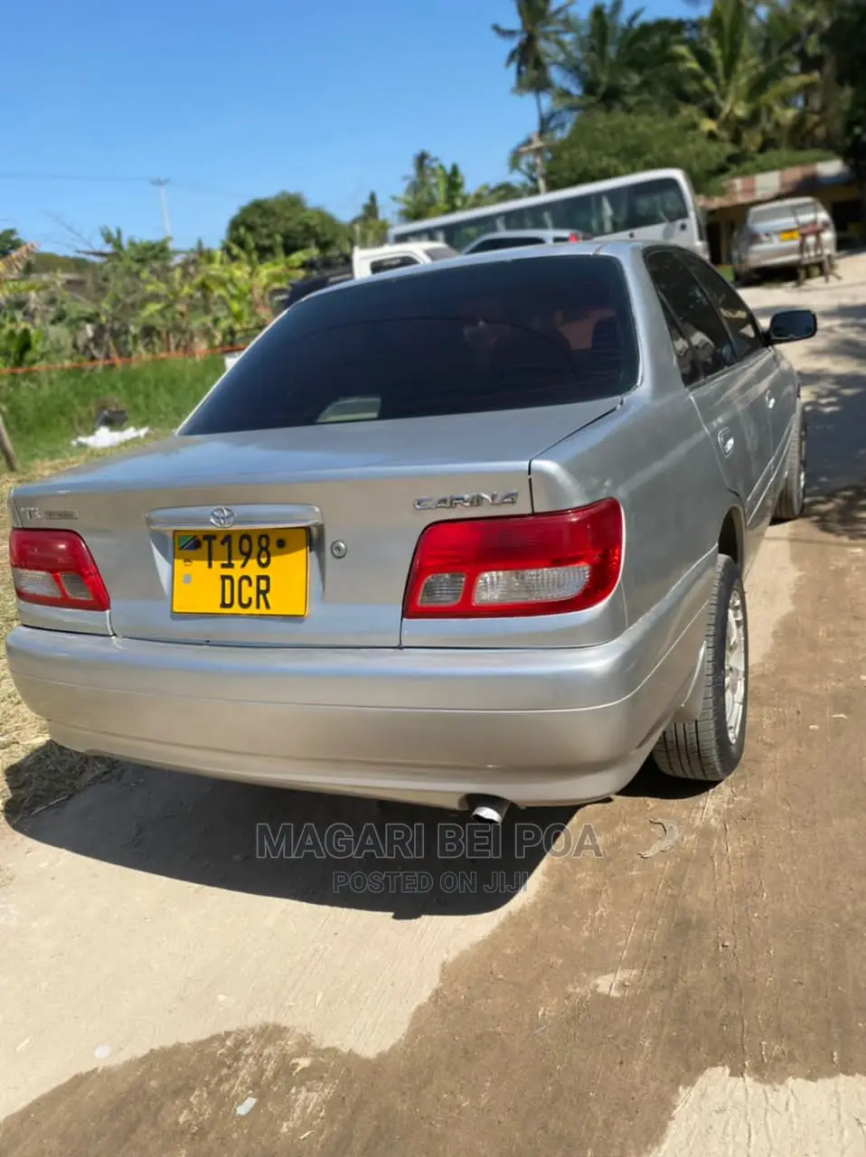 Toyota Carina 2000 Silver