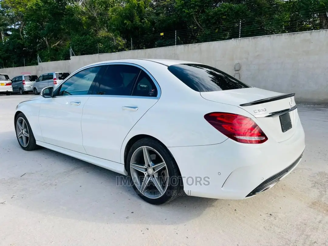 Mercedes-Benz C-Class 2016 White