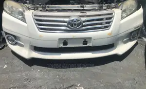 Toyota Vanguard .2010 Nosecut.
