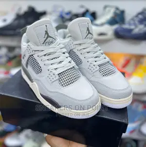 Brand New Jordan 4