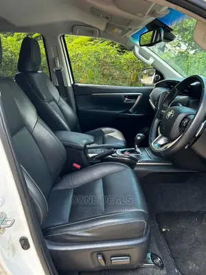 Toyota Fortuner 2021 White