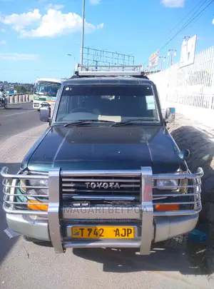 Toyota Land Cruiser Prado 2006 Green