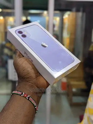 New Apple iPhone 11 64 GB Purple