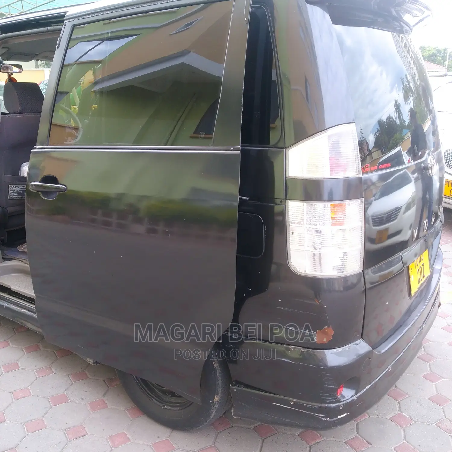 Toyota Noah 2005 Black