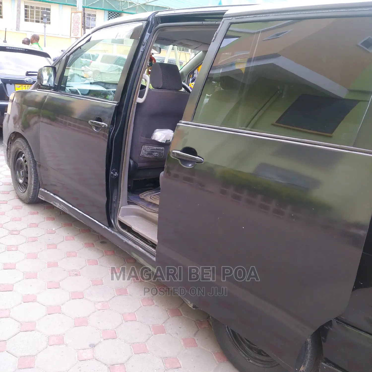 Toyota Noah 2005 Black