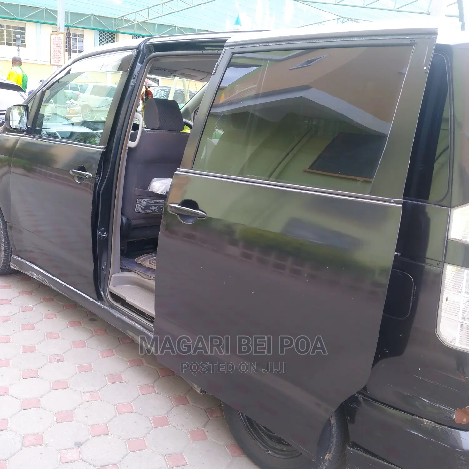 Toyota Noah 2005 Black