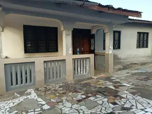 3bdrm Apartment in Kimara for rent