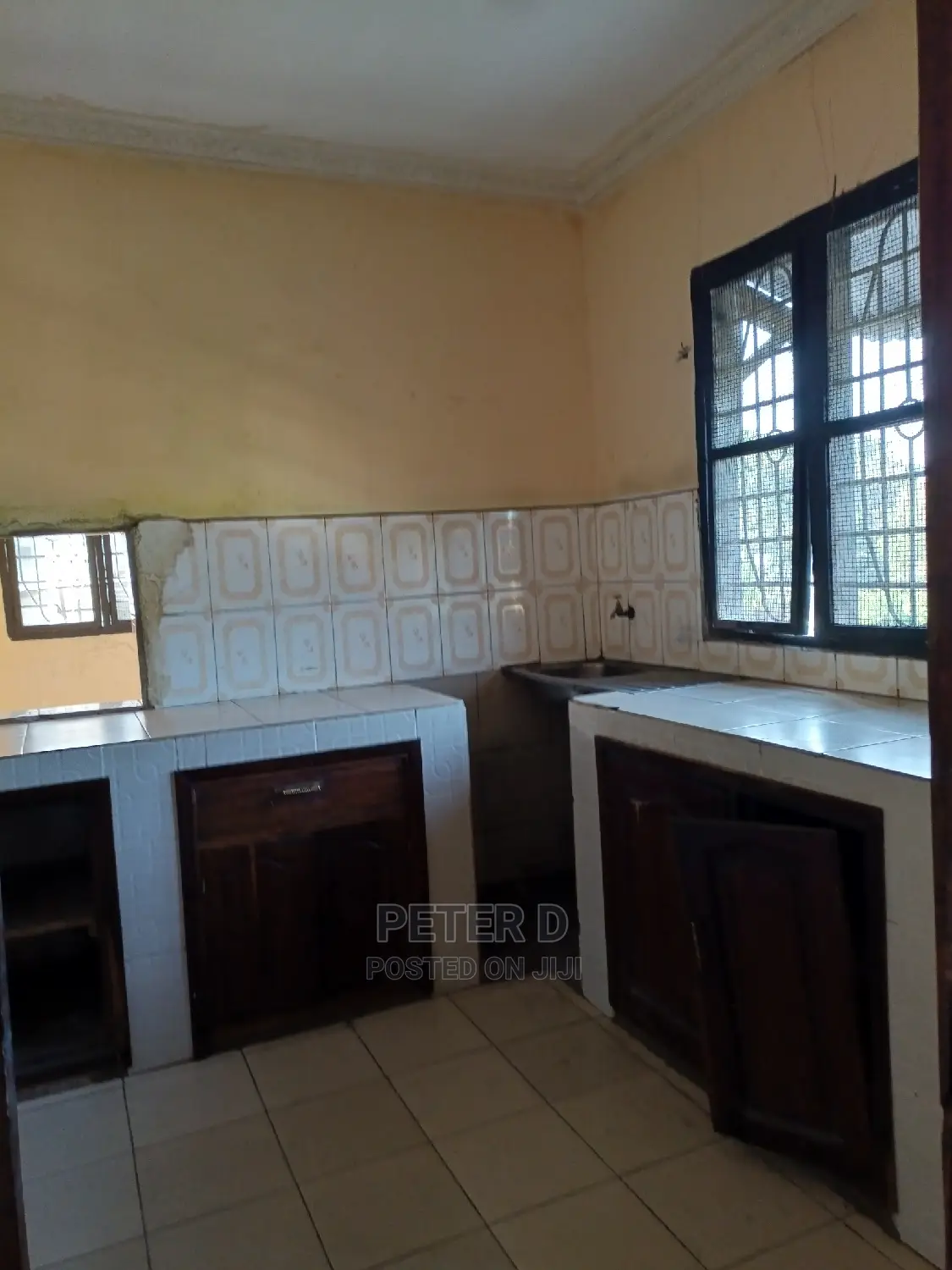 3bdrm Apartment in Kimara for rent