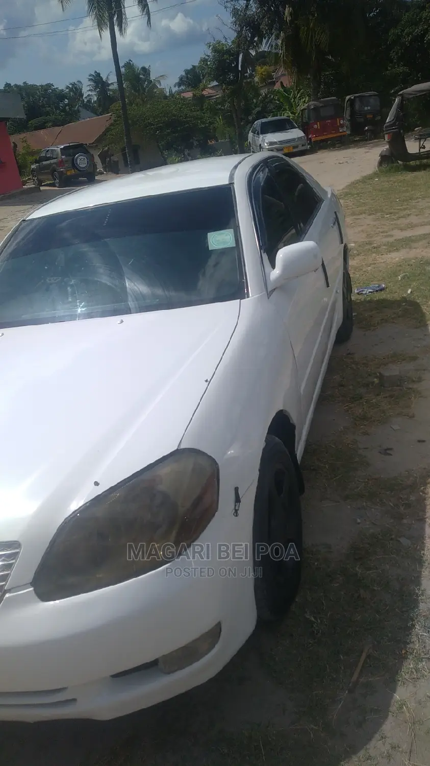Toyota Mark II Blit 2003 White