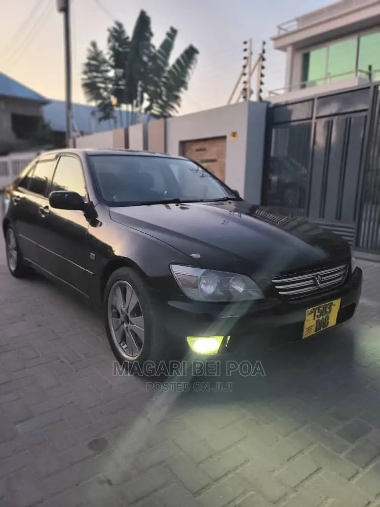 Toyota Altezza 2001 Black