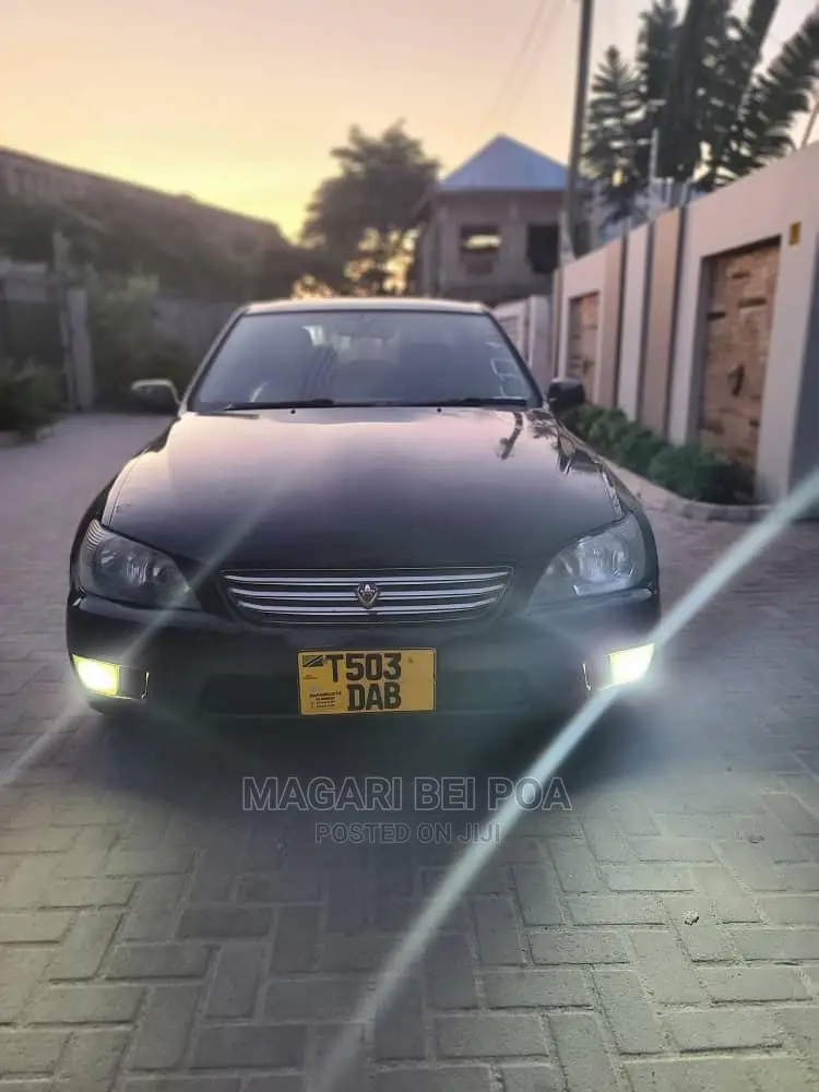 Toyota Altezza 2001 Black