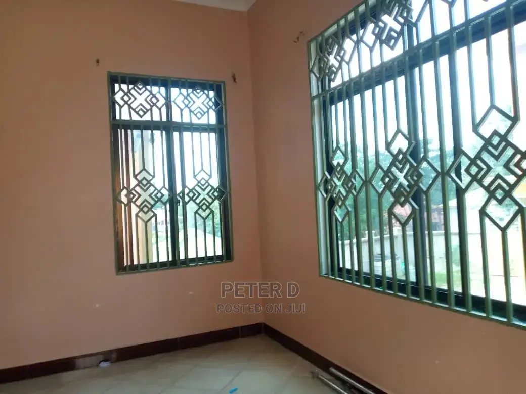 1bdrm Apartment in Kimara for rent