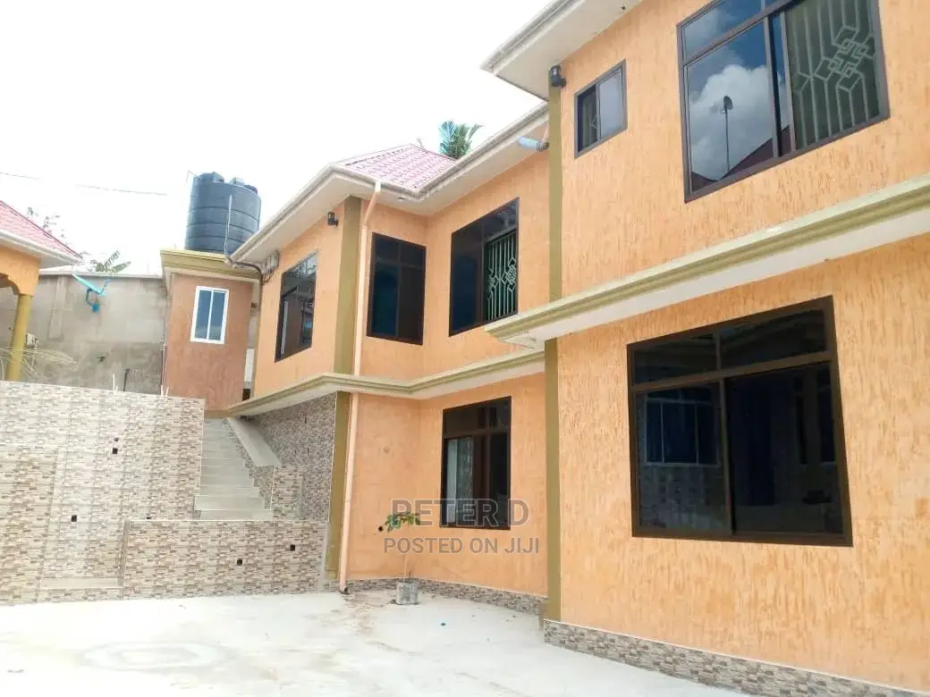 1bdrm Apartment in Kimara for rent