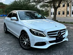 Mercedes-Benz C-Class 2014 White