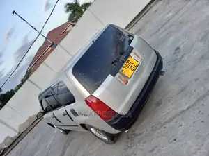 Toyota Succeed 2004 Silver