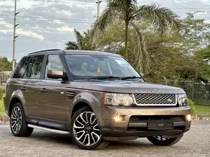 Land Rover Range Rover Sport 2010 Gold