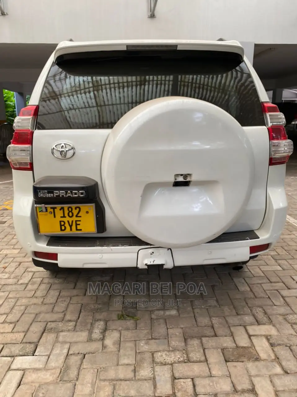 Toyota Land Cruiser Prado 2011 White
