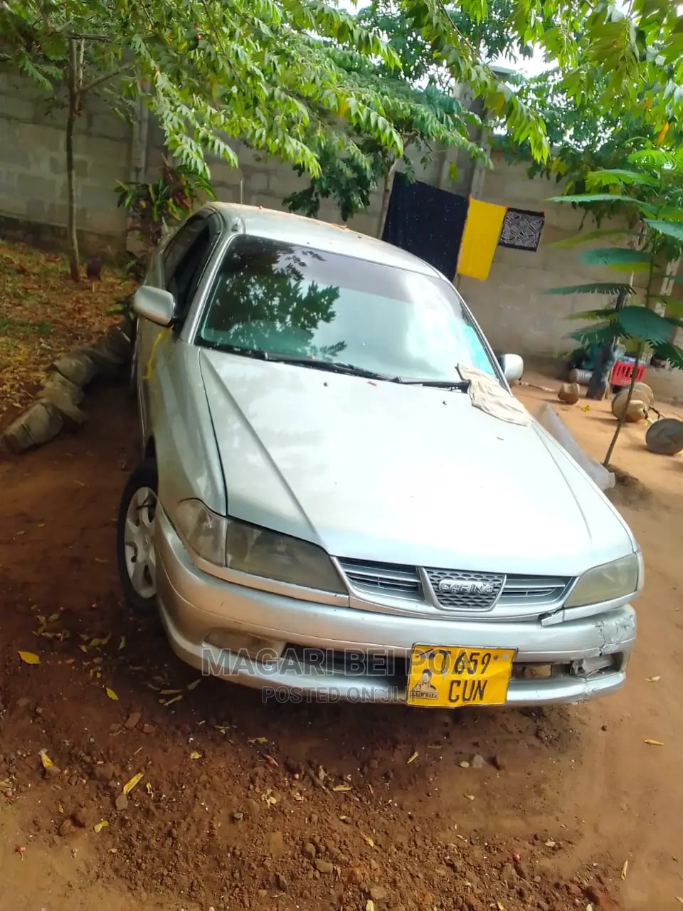 Toyota Carina 2000 Silver