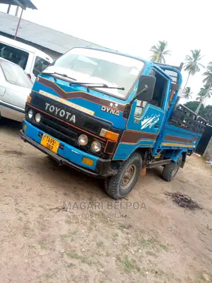 Toyota Dyna Tipper