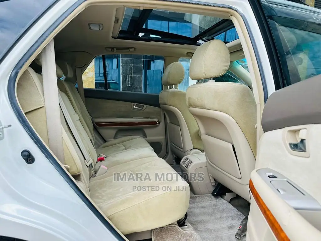 Toyota Harrier 2005 White