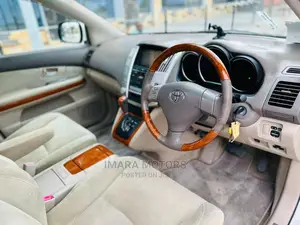 Toyota Harrier 2005 White