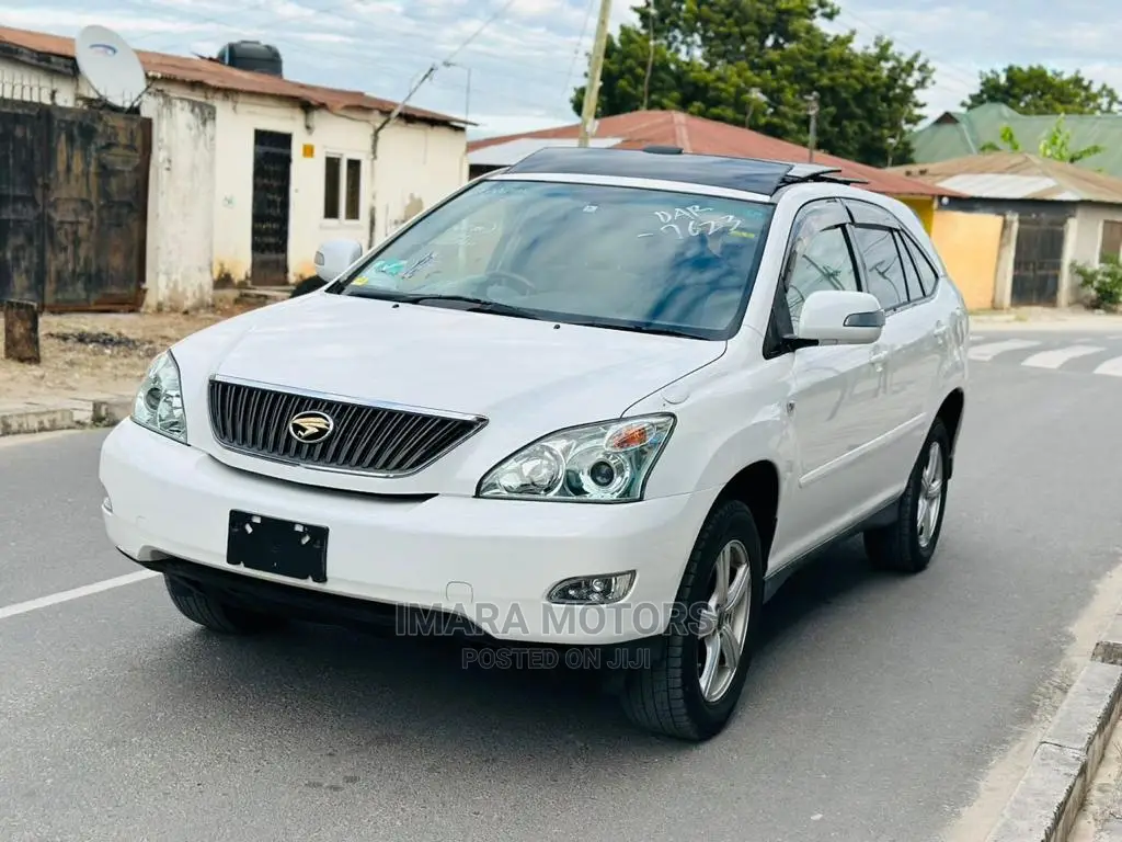 Toyota Harrier 2005 White
