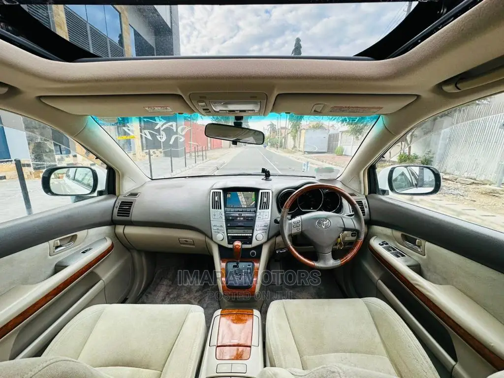 Toyota Harrier 2005 White
