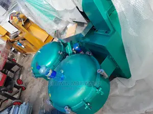 Tunauza Mashine Ya Kukamulia Mafuta Ya Alizeti