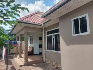 Furnished 5bdrm Townhouse/Terrace in Rungwe Magari, Kinondoni for sale