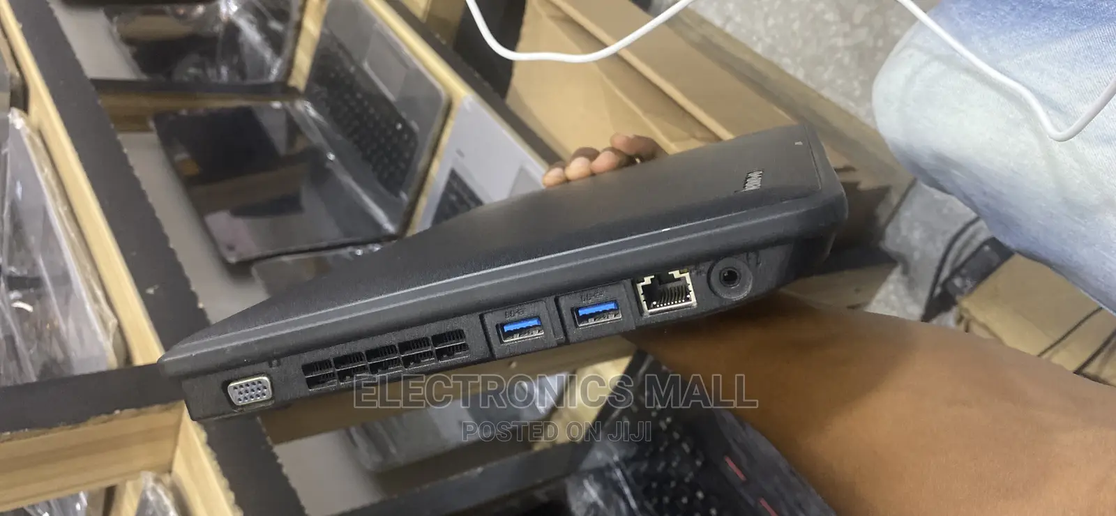 Laptop Lenovo ThinkPad X131e 4GB Intel HDD 320GB