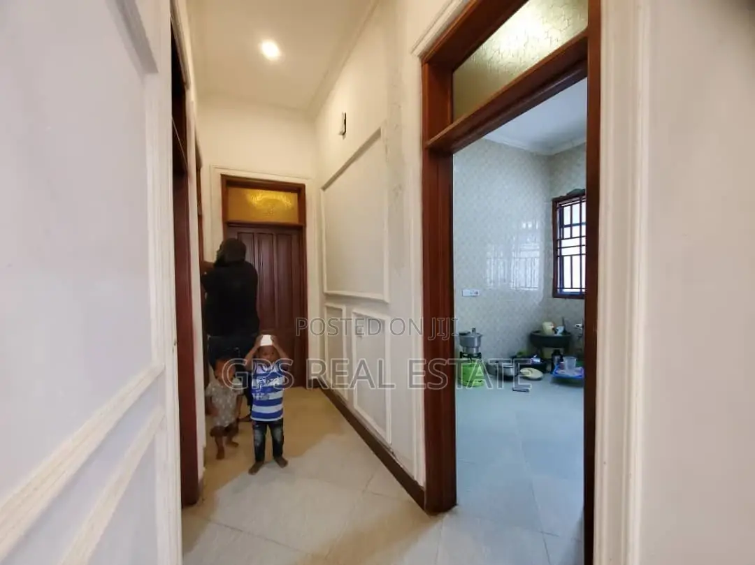 3bdrm House in Dovya Chamazi for sale