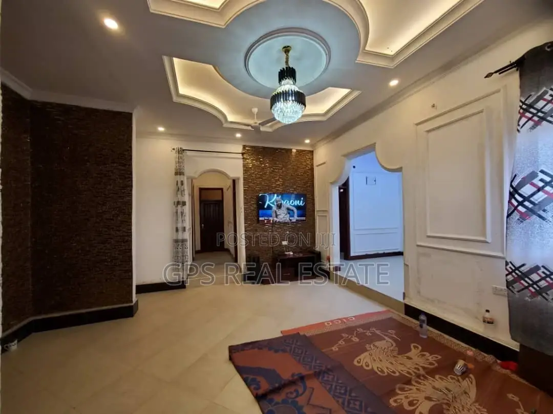 3bdrm House in Dovya Chamazi for sale