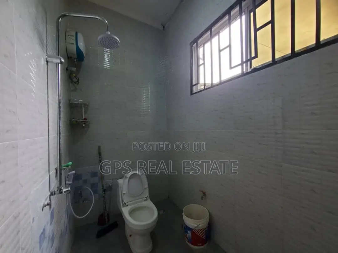 3bdrm House in Dovya Chamazi for sale