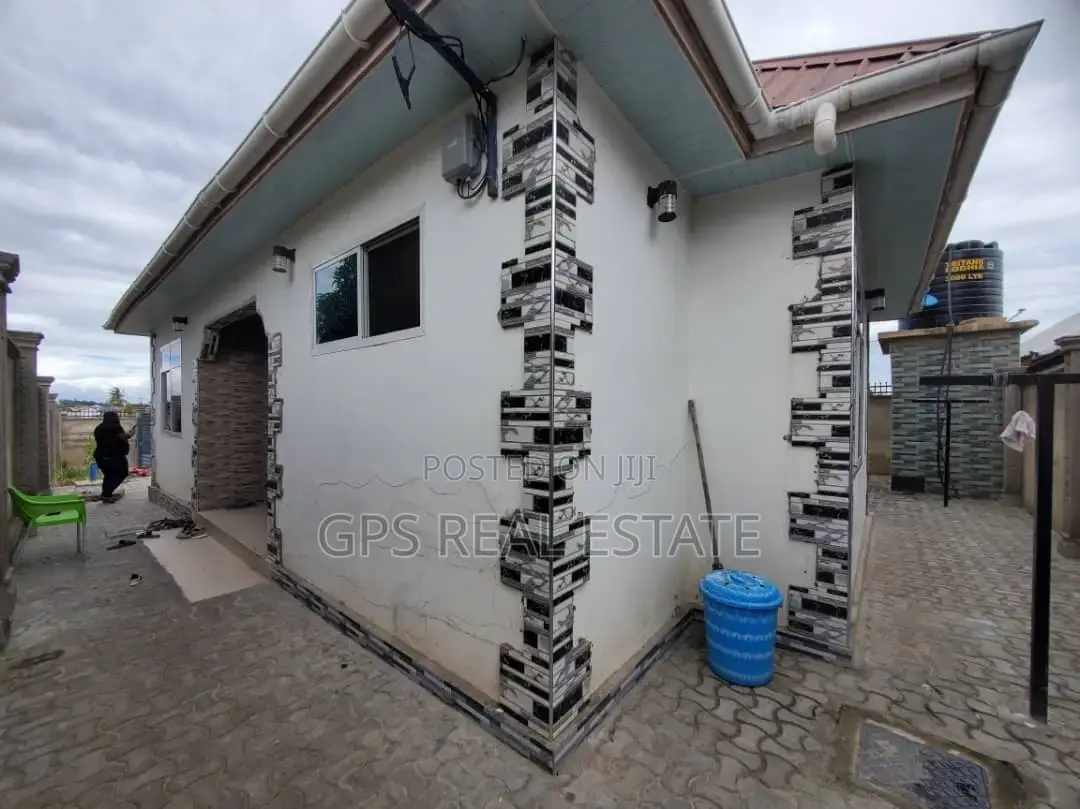 3bdrm House in Dovya Chamazi for sale