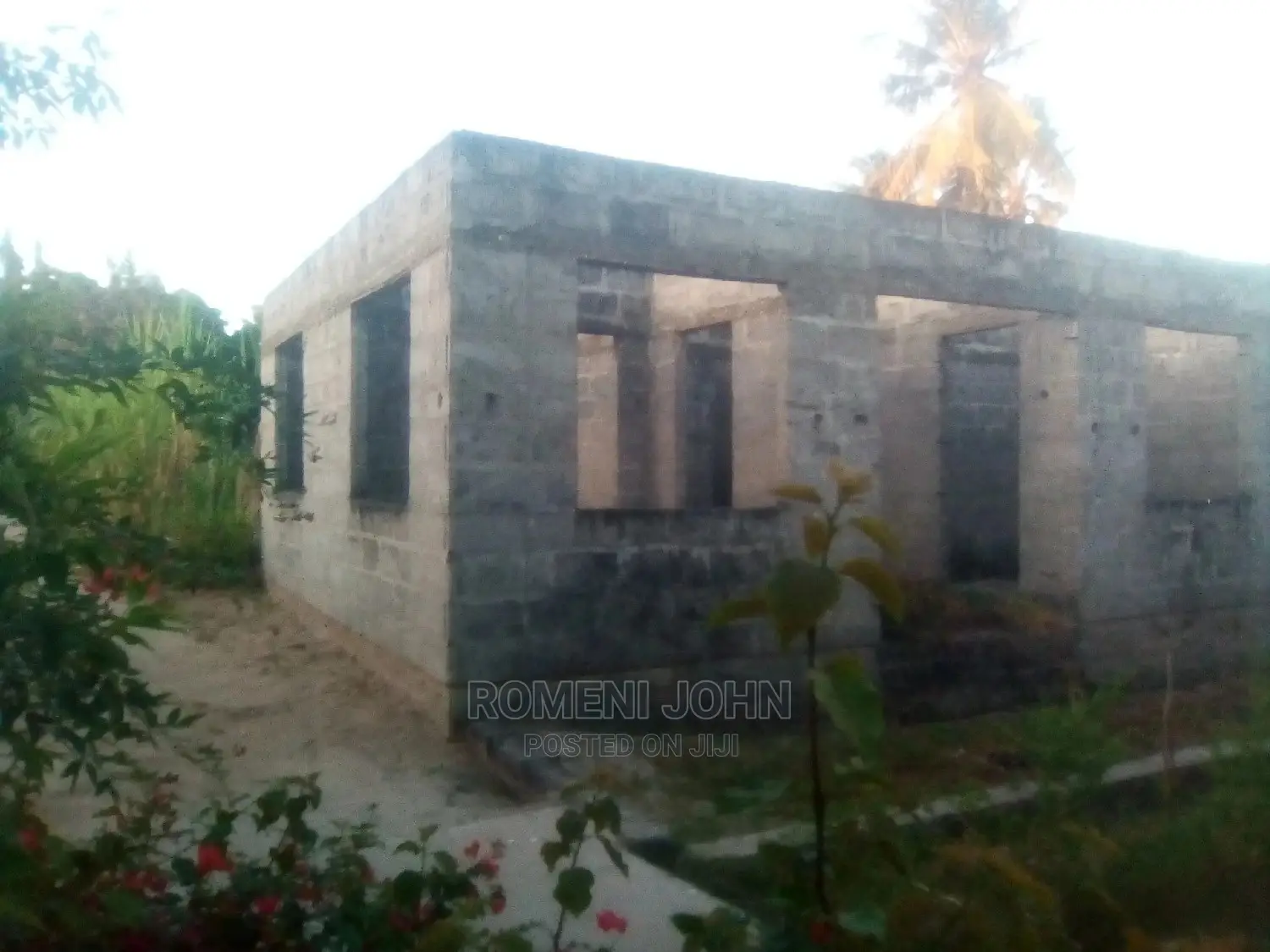 8bdrm Townhouse/Terrace in Tanzania Dsm Ukonga for sale