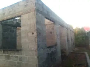 8bdrm Townhouse/Terrace in Tanzania Dsm Ukonga for sale