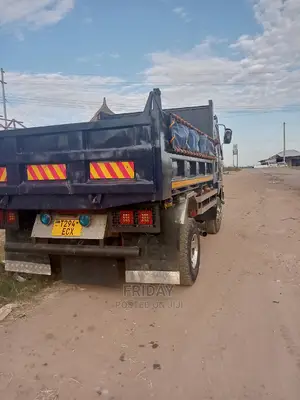 Mitsubishi Fuso Tipper
