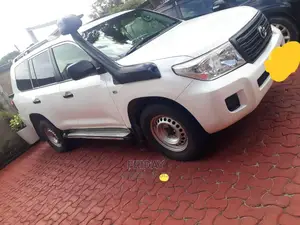 Toyota Land Cruiser 2013 White