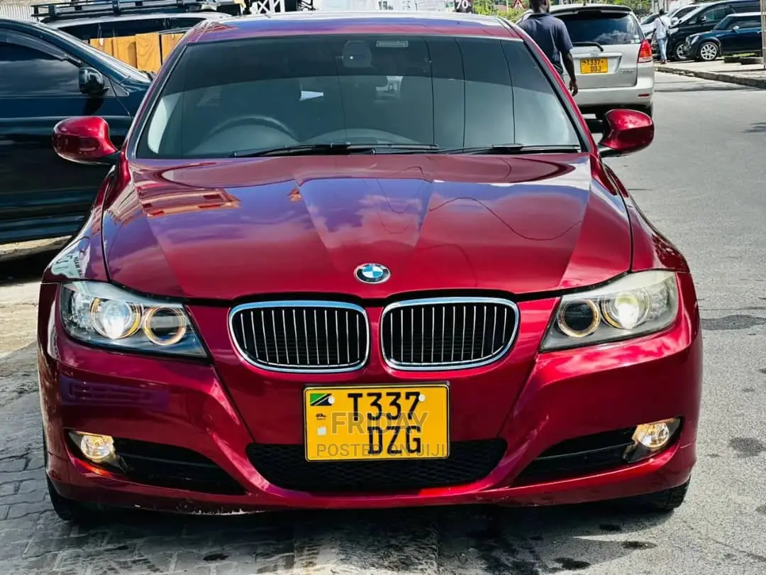 BMW 3 Series 2011 Red
