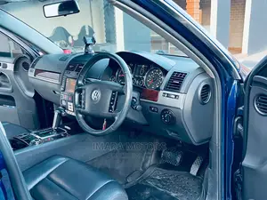 Volkswagen Touareg 2006 Black