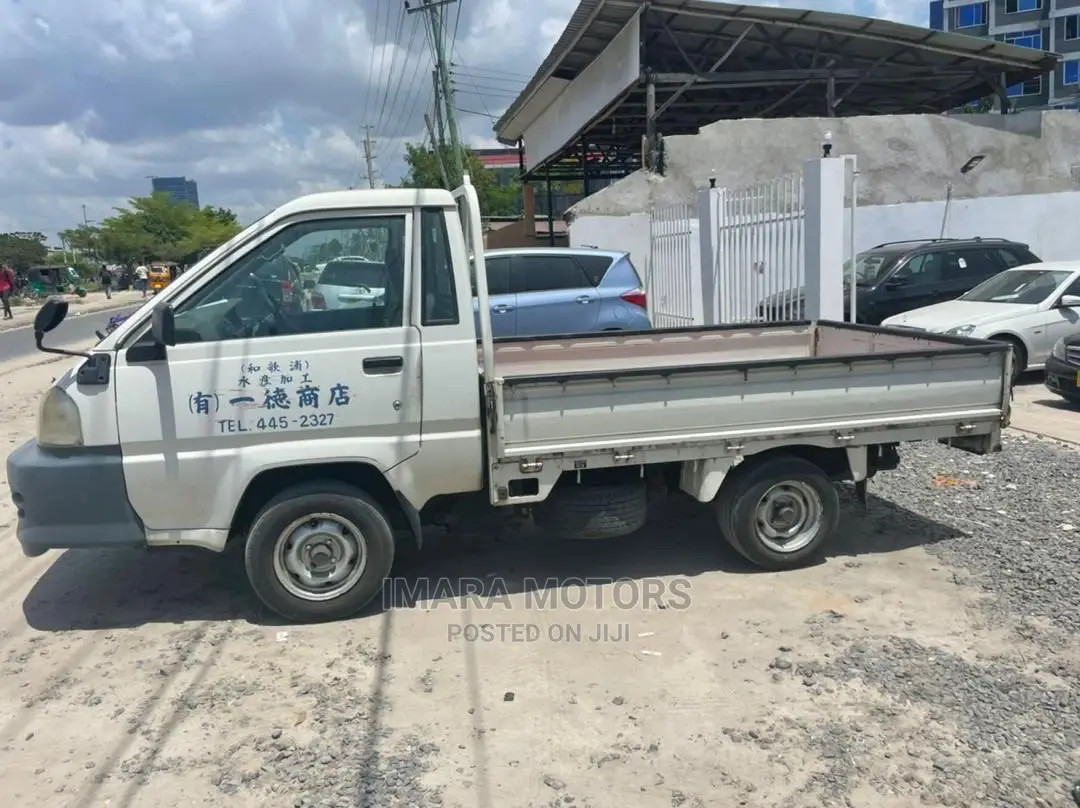 Toyota TownAce 2006 White