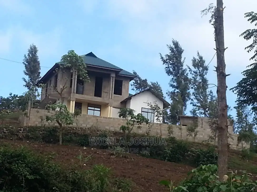 5bdrm House in , Central Business Area for sale