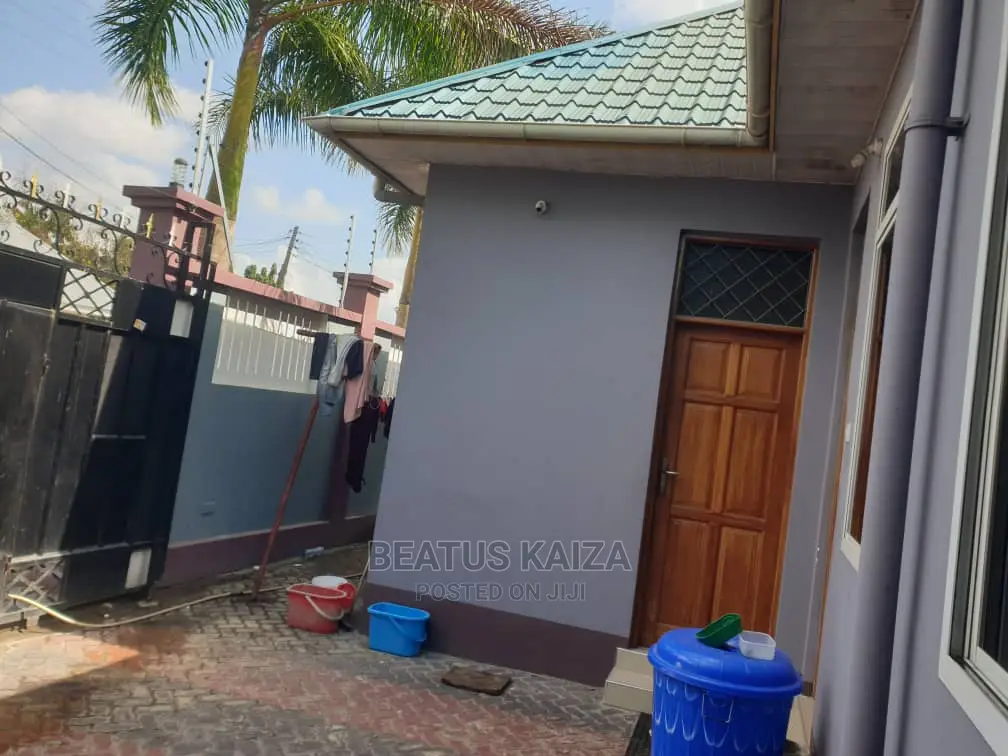 2bdrm Apartment in Kinondoni Kwa Pinda for rent