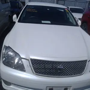 Toyota Crown 2006 White